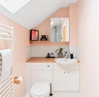 Mylor Churchtown House | Peaceful harbour view with private parking