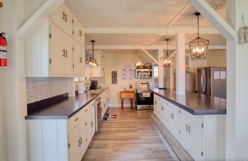 Deedsville House | Peaceful Lake House - Brand New Remodel