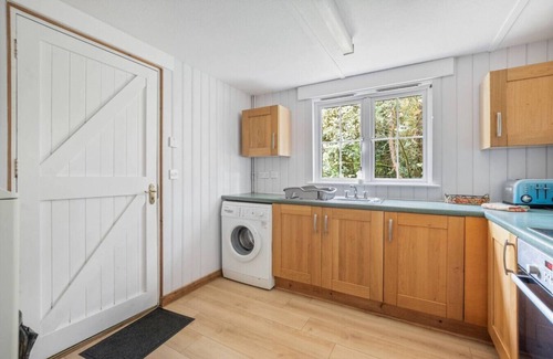 New Forest District Apartment | Peaceful lodge in the New Forest