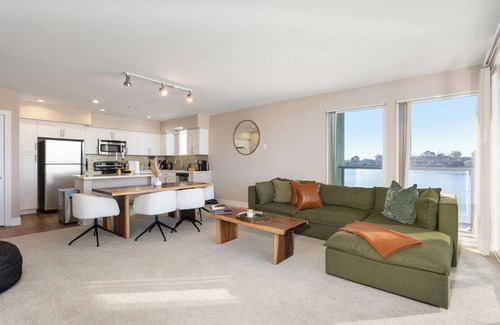 Marina del Rey Apartment | Peaceful Marina Hideaway Walk to Beach & Boats