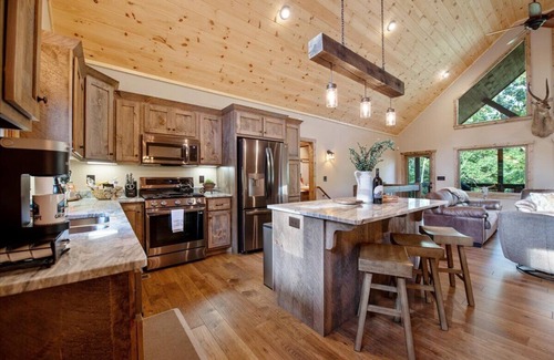 Ellijay Cabin | Peaceful Mountain View Cabin Hot Tub Ultimate Game Room