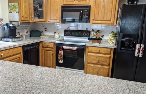 Quitman Apartment | Peaceful Retreat Apartment with carport in city limits