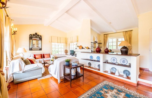 Alcalar Villa | Peaceful retreat w/heatable pool, Portimão