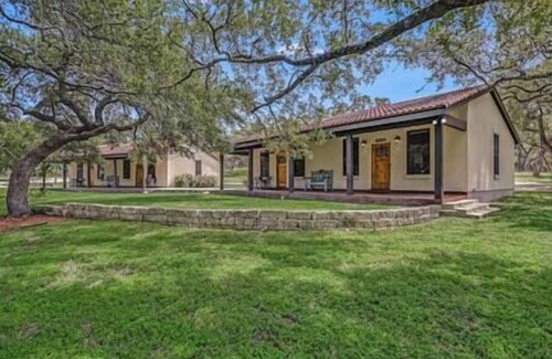 Fischer House | Peaceful River Retreat - Easy Access & Endless Fun - Blanco River Property