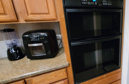 Allen House | Peaceful room downstairs of house w/frig & private bathroom