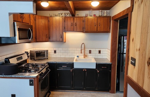 Craneridge Ski Chalet | Peaceful, Rustic Chalet in the Woods; the Heart of Ski, Bike, and Hike country.