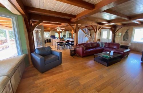 Mariposa House | Peaceful & secluded, yet close to town.