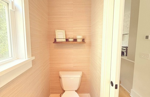 Westside House | Peaceful stay in Zen Luxe Charleston Home