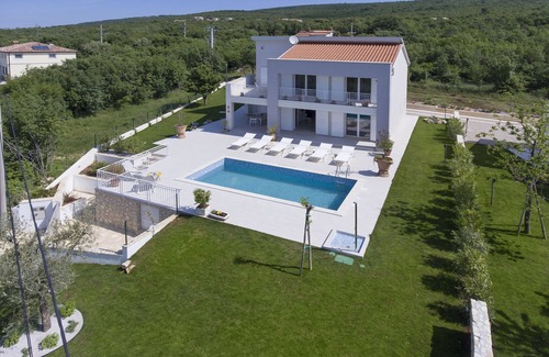 Stanisovi Villa | Peaceful Villa in Stanisovi with sea view