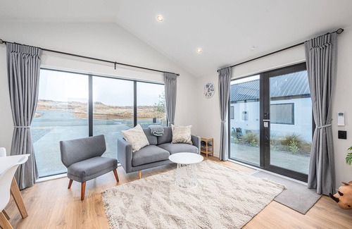 Lake Tekapo Apartment | peaceful/warm/family friendly/2bedroom2bathroom/kingbed/unitB
