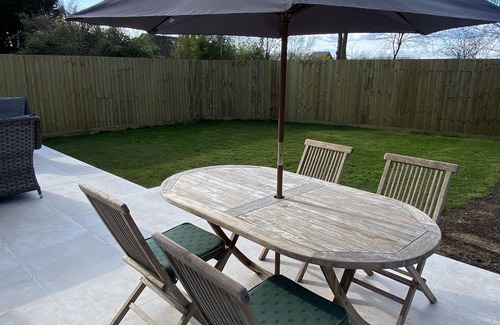 Bristol House | Peaceful Woodland Retreat a mile from Clifton