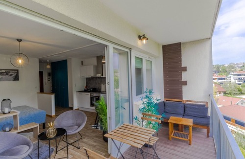 Annecy-le-Vieux Apartment | Peak-A-Lake 2*/Free carpark-By the park & shop-Near Lake