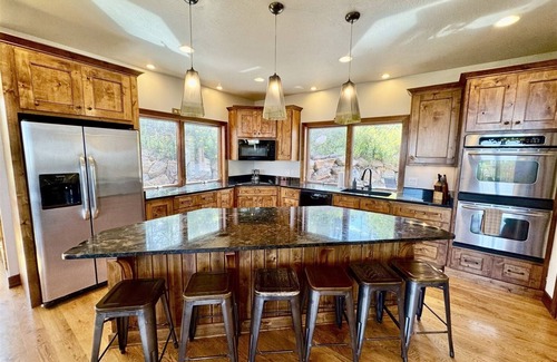 Lead Cabin | Peak1- 6000 sq ft Ski-in/Ski-Out, 5BR, 5.5Baths, Sleeps 22