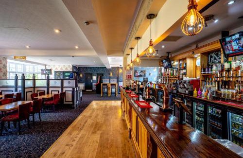 Cole Green Hotel | Pear Tree Inn