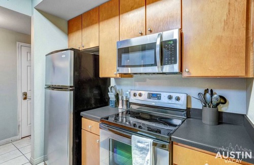 West Campus Apartment | Pearl #607 xxxxxxxxx