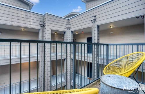 West Campus Apartment | Pearl #607 xxxxxxxxx