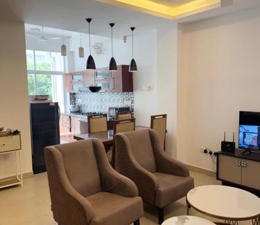 Mount Lavinia Apartment | Pearl Breeze Luxury Apartments