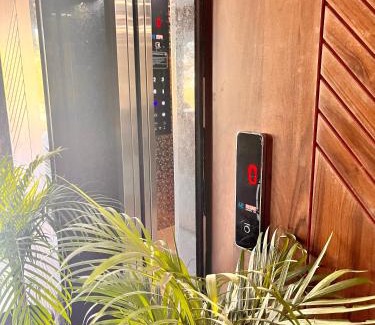 Zira Hotel | Pearl Grand Boutique Cottage in Omaxe Anandam Vrindavan - #premium AC rooms with balcony #big parking #lift #garden #peaceful area #near prem mandir #property of the year #most awarded
