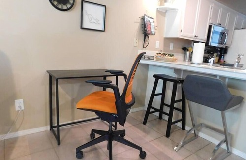 Downtown House | Pedal Inn 5 - Convenient Economy Unit for Pets