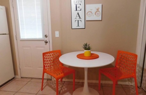 Downtown House | Pedal Inn 5 - Convenient Economy Unit for Pets