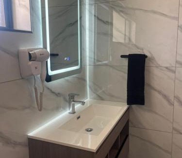 Outer West Durban House | Pegasus Peak Lodge