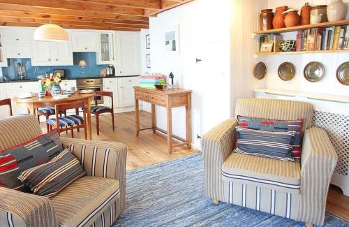 Porthleven House | Pegs