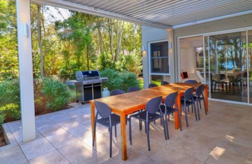 Cams Wharf House | Pelican Escape -Spacious, relaxing waterfront home