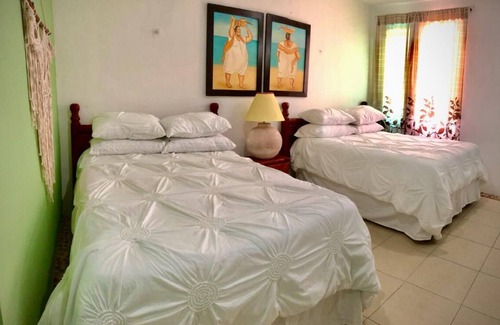 Chelem Hotel | Pelican Inn at Las Dunas Chelem Hotel