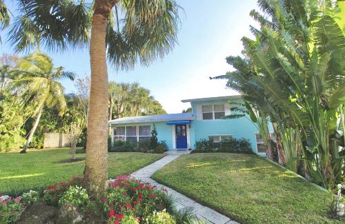 Stuart House | Pelicans Landing
