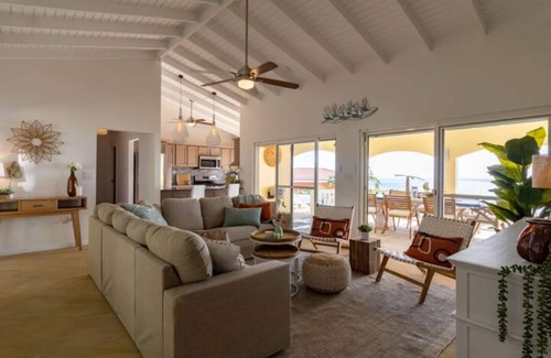 Pelican Key Villa | Pelikaan Sunset: A Villa With Stunning Ocean Views