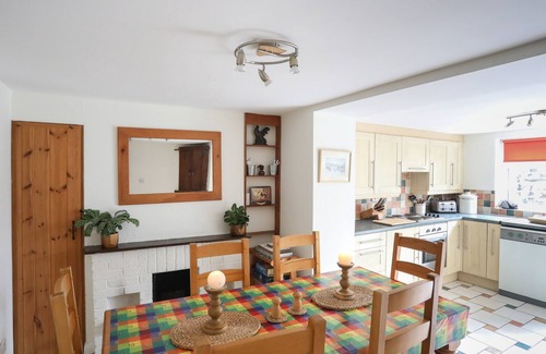 Rhondda Cottage | Pen Dinas