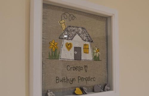 Bryn-crug House | Pen Parc