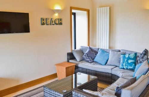Llanfaelog House | Pen Yr Allt