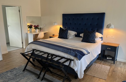 Westcliff House | Penguino Guest House