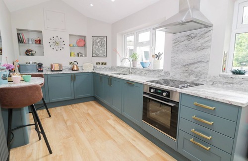 Llanrwst Cottage | PENGWERN BACH, pet friendly, luxury holiday cottage in Llanrwst