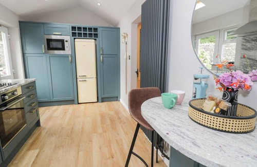 Llanrwst Cottage | PENGWERN BACH, pet friendly, luxury holiday cottage in Llanrwst