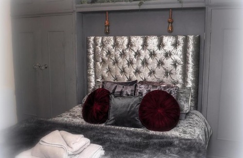 Bryn-crug Hotel | Peniarth arms