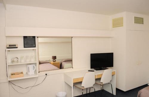 Tyabb Hotel | Peninsula Motor Inn