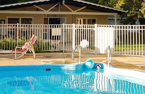 Fish Creek Hotel | Peninsula Park-View Resort