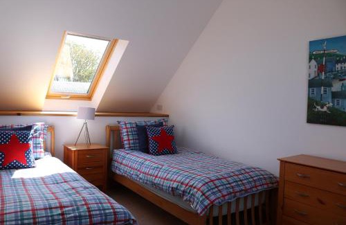 Aberporth House | Penlan Coastal Cottages-Millstone