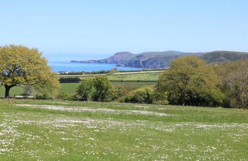 Aberporth House | Penlan Coastal Cottages-Millstone