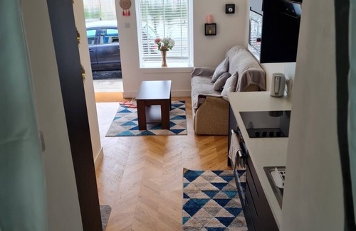 Tarbert Apartment | Penlea 1-bed Flat With Harbour View in Tarbert