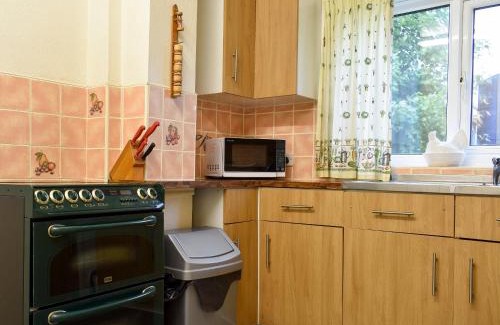 Aysgarth House | Penn Hill View Cottage