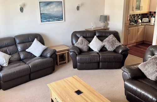 Portreath House | PENPRAZE, pet friendly, country holiday cottage in Portreath