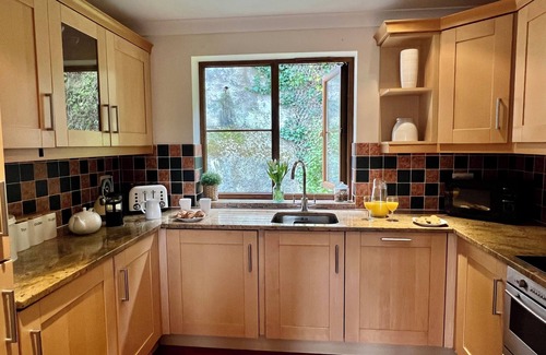 Portreath House | PENPRAZE, pet friendly, country holiday cottage in Portreath