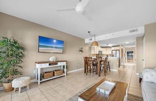 Pensacola Beach Condo | Pensacola Beach Waterfront | Villa Sabine | Paddleboards, Bikes & More | My Beach Getaways