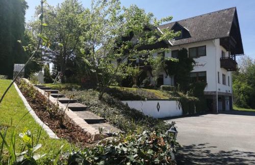 Loipersdorf bei Fuerstenfeld Bed & Breakfast | Pension Arkadenhof