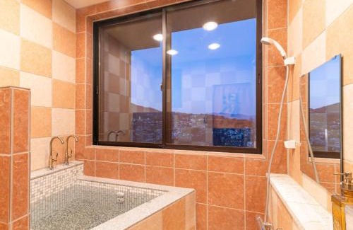 Manazuru Hotel | Pension Alhambra - Vacation STAY 56213v