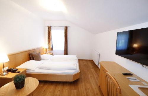 Golling an der Salzach Bed & Breakfast | Pension Café Maier