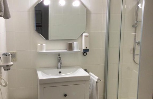 Voesendorf Bed & Breakfast | Pension Claudia